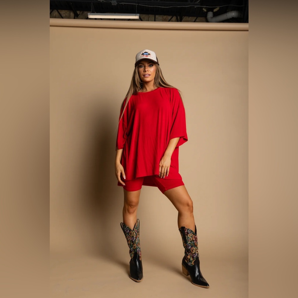 Weekend Chasers Day Dreamer Ribbed Biker Set - Red